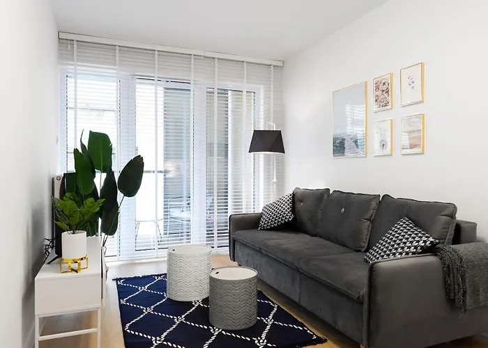 Blue Mare Dubai Kasprowicza 20b, Free Parking, Pool, Jacuzzi, Sauna, Gym