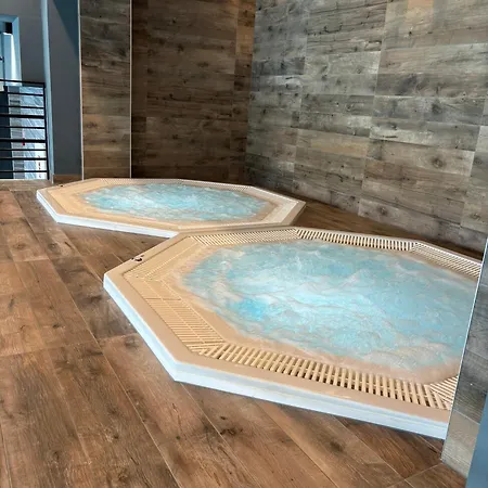 Appartement Blue Mare Dubai Kasprowicza 20b, Free Parking, Pool, Jacuzzi, Sauna, Gym